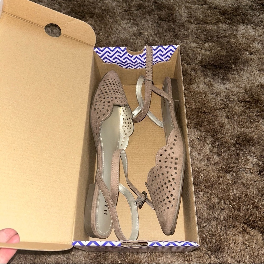 BRAND NEW a.n.a Dandy Porchini Sandals 8.5 - Picture 6 of 6